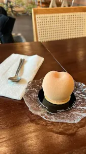 11AM Tea House - Bubble Tea restaurant in Richmond – fine dining dishes, interior photos, and ambiance.