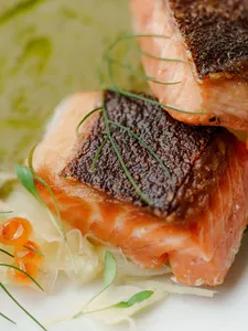 PiDGiN - Global restaurant in Downtown Vancouver – fine dining dishes, interior photos, and ambiance.