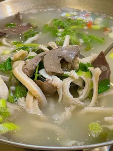 Fortune Lamb Dining - Chinese restaurant in Vancouver – fine dining dishes, interior photos, and ambiance.