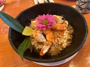 Sip Song Thai Cuisine - Thai restaurant in Vancouver – fine dining dishes, interior photos, and ambiance.