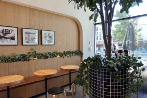 Bisou Bakehouse Bidwell St - restaurant – fine dining dishes, interior photos, and ambiance.