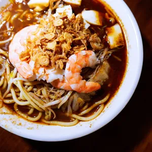 Shiok Singaporean Cuisine - Singaporean restaurant in Vancouver – fine dining dishes, interior photos, and ambiance.