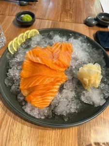 VanLove sushi & more - Japanese & Sushi restaurant in Downtown Vancouver – fine dining dishes, interior photos, and ambiance.