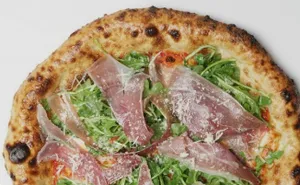 Pizza Garden Metrotown - Pizza restaurant in Burnaby – fine dining dishes, interior photos, and ambiance.