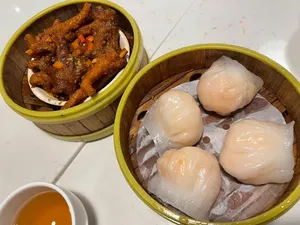 Neptune Noodle Bar Metrotown - Taiwanese & HK Cafe restaurant in Burnaby – fine dining dishes, interior photos, and ambiance.