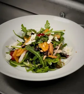 CAFE IL NIDO - Italian restaurant in Downtown Vancouver – fine dining dishes, interior photos, and ambiance.