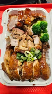 Delicious BBQ - Taiwanese & HK Cafe restaurant in Burnaby – fine dining dishes, interior photos, and ambiance.