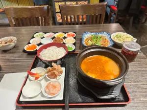 Flower & House in Spring - Chinese restaurant in Downtown Vancouver – fine dining dishes, interior photos, and ambiance.