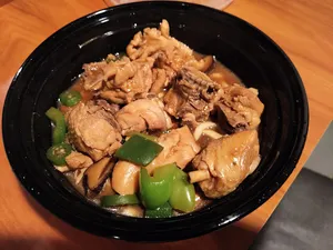 Yang’s Braised Chicken Rice Burnaby - Chinese restaurant – fine dining dishes, interior photos, and ambiance.