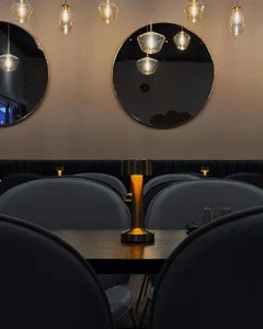 Tandoori King - Indian restaurant in Richmond – fine dining dishes, interior photos, and ambiance.