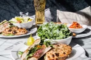 Sprezzatura Restaurant - Pizza restaurant in Vancouver – fine dining dishes, interior photos, and ambiance.
