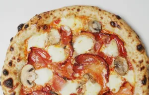 Pizza Garden Metrotown - Pizza restaurant in Burnaby – fine dining dishes, interior photos, and ambiance.
