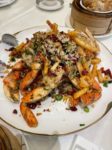 Yue Restaurant - Dim Sum restaurant in Richmond – fine dining dishes, interior photos, and ambiance.