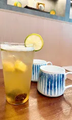 11AM Tea House - Bubble Tea restaurant in Richmond – fine dining dishes, interior photos, and ambiance.