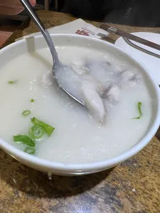 Neptune Wonton Noodle Richmond - Taiwanese & HK Cafe restaurant in Richmond – fine dining dishes, interior photos, and ambiance.