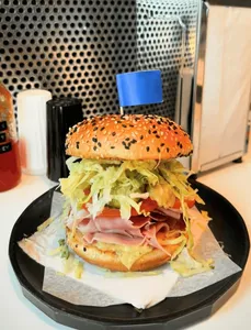 cafeclub. - Cafe restaurant in Downtown Vancouver – fine dining dishes, interior photos, and ambiance.