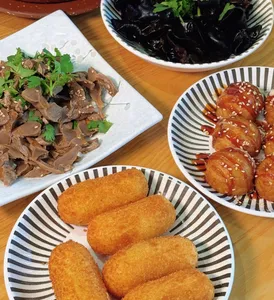Meetrice Noodles Vancouver - Chinese restaurant in Vancouver – fine dining dishes, interior photos, and ambiance.