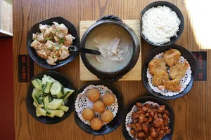 Yunshang Rice Noodle - Chinese restaurant in Richmond – fine dining dishes, interior photos, and ambiance.