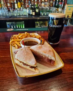 The Wolf and Hound - Brewery & Pubs restaurant in Vancouver – fine dining dishes, interior photos, and ambiance.