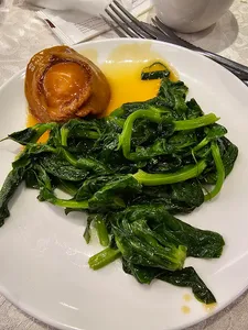 Neptune Palace Seafood Restaurant Brentwood - Dim Sum restaurant in Burnaby – fine dining dishes, interior photos, and ambiance.