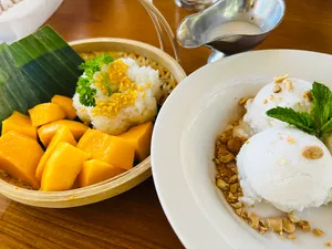 RENS Cafe & Bistro - Thai restaurant in Burnaby – fine dining dishes, interior photos, and ambiance.