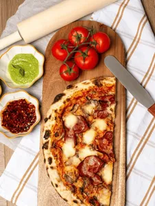 Pizza Garden Metrotown - Pizza restaurant in Burnaby – fine dining dishes, interior photos, and ambiance.