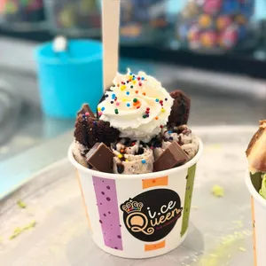 I.ce Queen - Dessert restaurant in Richmond – fine dining dishes, interior photos, and ambiance.