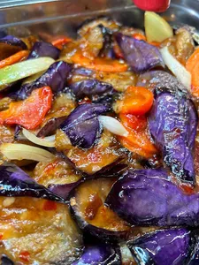 Kung Pao Wok - Chinese restaurant in Richmond – fine dining dishes, interior photos, and ambiance.