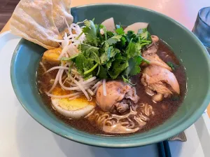 Captain Thai Noodle House - Thai restaurant in Burnaby – fine dining dishes, interior photos, and ambiance.