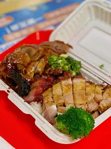 Delicious BBQ - Taiwanese & HK Cafe restaurant in Burnaby – fine dining dishes, interior photos, and ambiance.