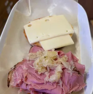Awesome Bagel & Café - Cafe restaurant in Downtown Vancouver – fine dining dishes, interior photos, and ambiance.