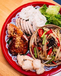 Kin Kao - Commercial - Thai restaurant in Vancouver – fine dining dishes, interior photos, and ambiance.