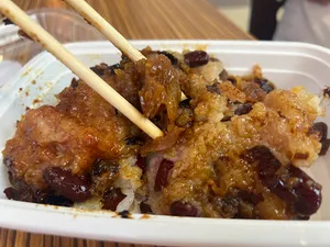 Meet in Xi'an - Chinese restaurant in Richmond – fine dining dishes, interior photos, and ambiance.