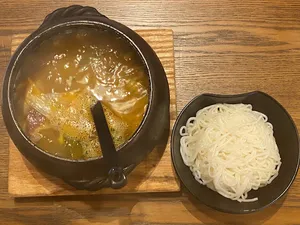 Yang’s Braised Chicken Rice Richmond - Chinese restaurant in Richmond – fine dining dishes, interior photos, and ambiance.