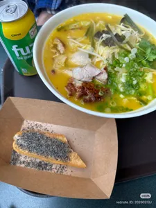Pho 7 - Vietnamese restaurant in Richmond – fine dining dishes, interior photos, and ambiance.