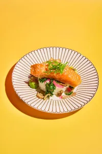 Taylight Local Craft Beer & Kitchen - Brewery & Pubs restaurant in Downtown Vancouver – fine dining dishes, interior photos, and ambiance.