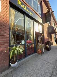Moltaqa Moroccan Restaurant - Moroccan restaurant in Vancouver – fine dining dishes, interior photos, and ambiance.