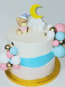 True Confections West broadway - Dessert restaurant in Vancouver – fine dining dishes, interior photos, and ambiance.