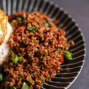 Sawasdee Thai Restaurant - Thai restaurant in Vancouver – fine dining dishes, interior photos, and ambiance.