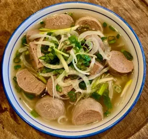 Tre Viet - Vietnamese restaurant in Downtown Vancouver – fine dining dishes, interior photos, and ambiance.