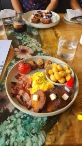 Don at Kitsilano - Global restaurant in Vancouver – fine dining dishes, interior photos, and ambiance.