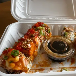 Big Bang Sushi - Japanese & Sushi restaurant in Downtown Vancouver – fine dining dishes, interior photos, and ambiance.