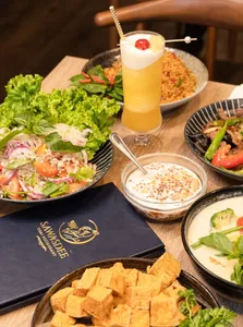 Sawasdee Thai Restaurant Thai restaurant in Vancouver – fine dining dishes, interior photos, and ambiance.