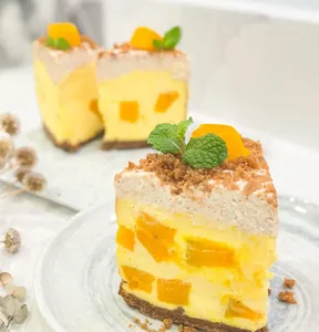 Azure Cafe - Dessert restaurant in Richmond – fine dining dishes, interior photos, and ambiance.