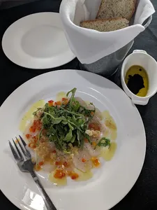 CAFE IL NIDO - Italian restaurant in Downtown Vancouver – fine dining dishes, interior photos, and ambiance.