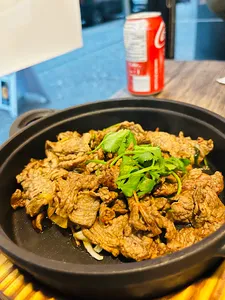 Day Plus Beijing Kitchen - Chinese restaurant – fine dining dishes, interior photos, and ambiance.