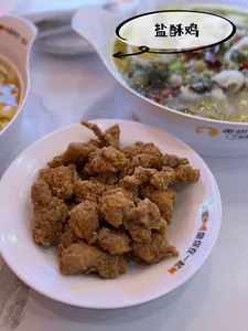 Fish With You Richmond - Hot Pot restaurant in Richmond – fine dining dishes, interior photos, and ambiance.