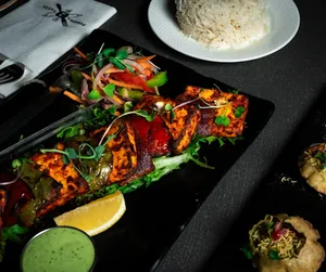 P2P indian restaurant Yaletown - Indian restaurant in Downtown Vancouver – fine dining dishes, interior photos, and ambiance.