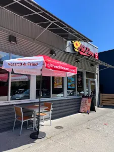 Hifive Chicken Hastings - Burger & Fried Chicken restaurant in Vancouver – fine dining dishes, interior photos, and ambiance.