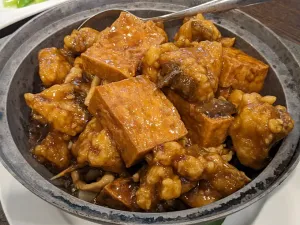 Grand Seasons Restaurant - Chinese restaurant in Coquitlam – fine dining dishes, interior photos, and ambiance.